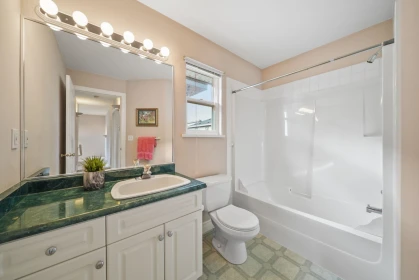 Laundry Room Photo of 6203 190 Street, Surrey, BC