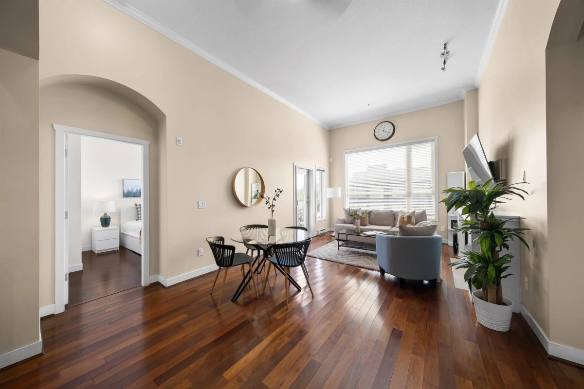 Dining Area Photo of 415 2628 Maple Street, Port Coquitlam, BC