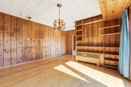 Mudroom Photo of 3155 Dickinson Crescent, West Vancouver, BC