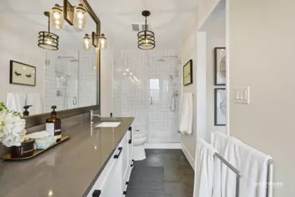 Entry Foyer Photo of 18 1454 162b Street, Surrey, BC