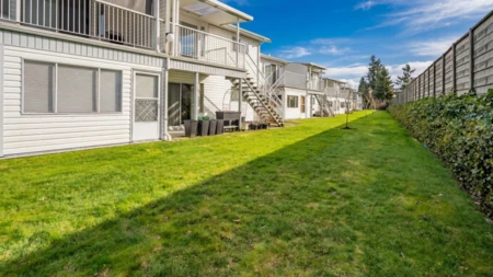 Aerial View of 98 32691 Garibaldi Drive, Abbotsford, BC