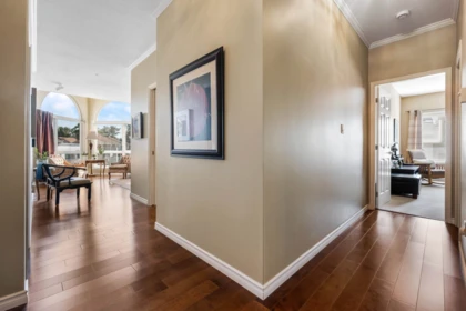 Staircase Photo of 402 3172 Gladwin Road, Abbotsford, BC