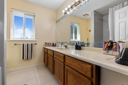 Office / Den Photo of 13278 98 Avenue, Surrey, BC