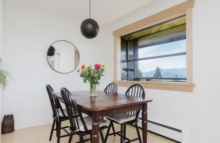 Breakfast Nook Photo of 11 694 School Road, Gibsons, BC