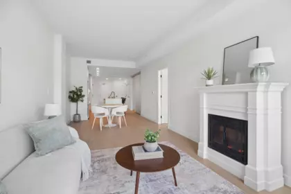 563 422 E 3rd Street, North Vancouver, BC, North Vancouver — Apartment/Condo for sale