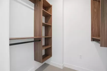 Office / Den Photo of 563 422 E 3rd Street, North Vancouver, BC