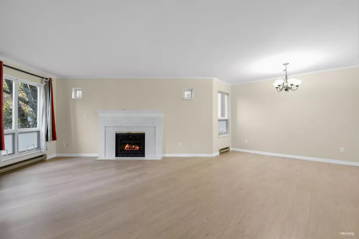 Family Room Photo of 107 7455 Moffatt Road, Richmond, BC