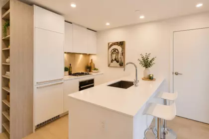 Kitchen Island Photo of 3809 1480 Howe Street, Vancouver, BC