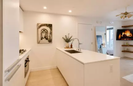 Kitchen Photo of 3809 1480 Howe Street, Vancouver, BC