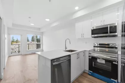 112 15739 Fraser Highway, Surrey, BC, Surrey — Townhouse for sale