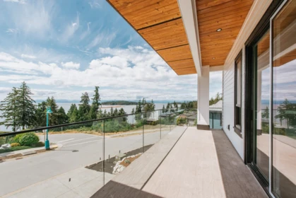 5964 Barnacle Street, Sechelt, BC, Sechelt — Single Family Residence for sale