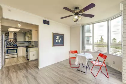 Kitchen Island Photo of 808 10082 148 Street, Surrey, BC