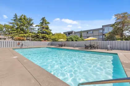 222 3411 Springfield Drive, Richmond, BC, Richmond — Apartment/Condo for sale