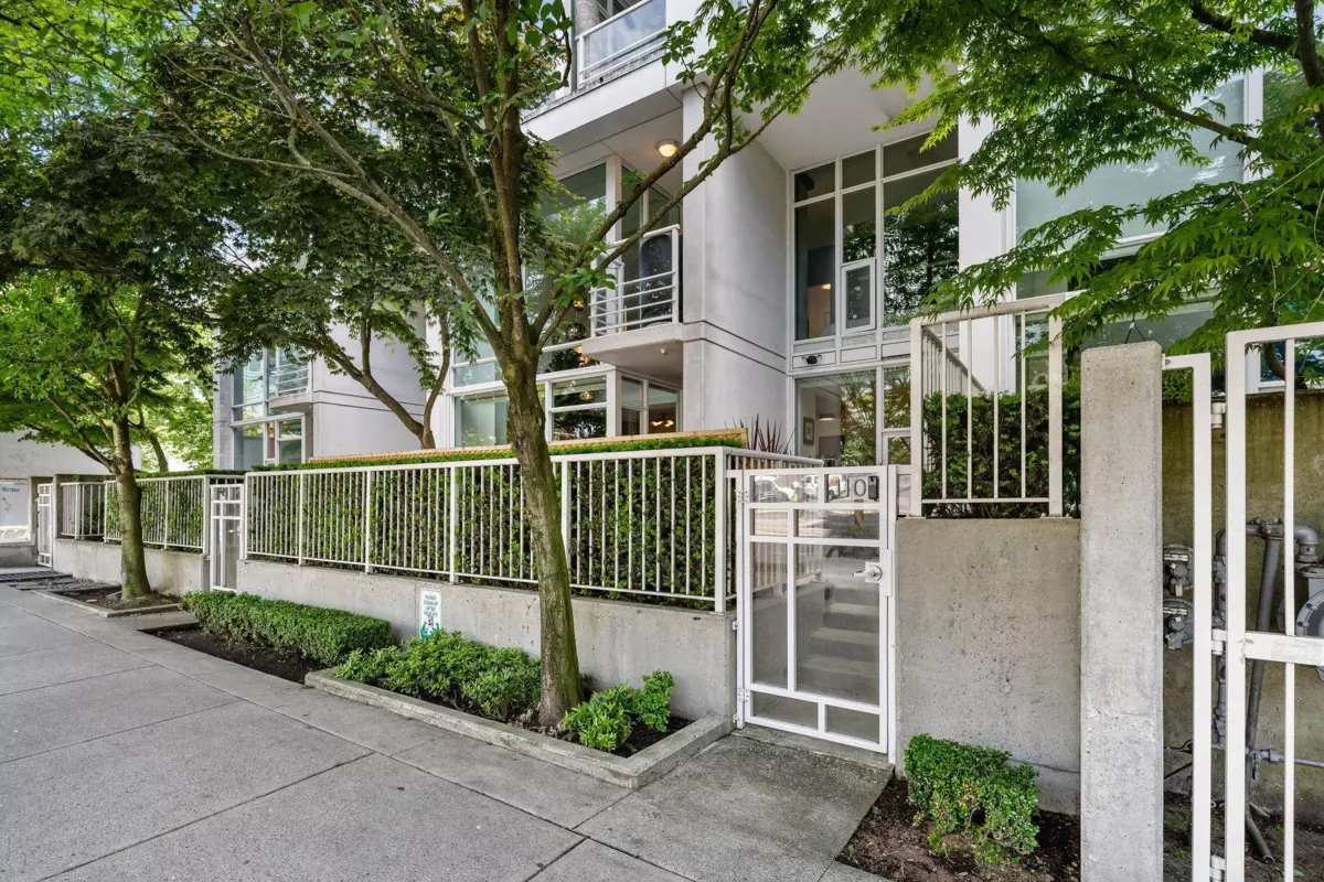 Exterior Rear Photo of 110 161 W Georgia Street, Vancouver, BC