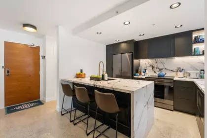 Office / Den Photo of 110 161 W Georgia Street, Vancouver, BC