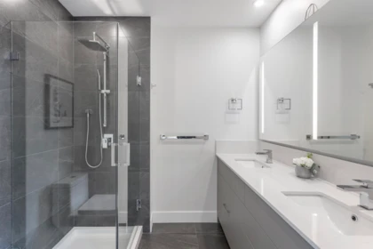 Office / Den Photo of 312 342 Mountain Highway, North Vancouver, BC