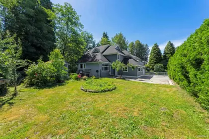 Garden / Landscaping Photo of 3000 Walton Avenue, Coquitlam, BC