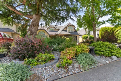 5677 185 Street, Surrey, BC, Surrey — Single Family Residence for sale