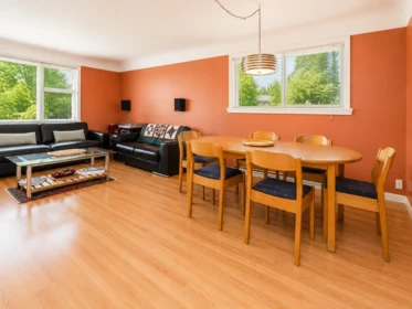 Kitchen Photo of 923 Quadling Avenue, Coquitlam, BC
