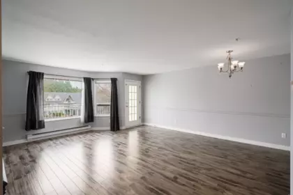 Breakfast Nook Photo of 317 19236 Ford Road, Pitt Meadows, BC