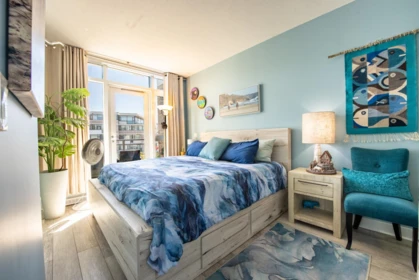 Primary Bedroom Photo of 403 5725 Teredo Street, Sechelt, BC