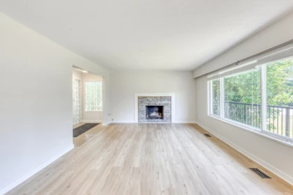 Kitchen Photo of 11939 Dover Street, Maple Ridge, BC
