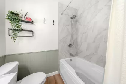 Mudroom Photo of 1206 Premier Street, North Vancouver, BC