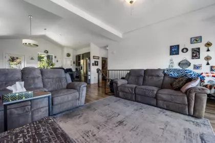 Breakfast Nook Photo of 47254 Sylvan Drive, Chilliwack, BC