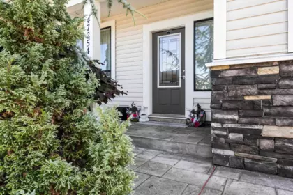 47254 Sylvan Drive, Chilliwack, BC, Chilliwack — Single Family Residence for sale