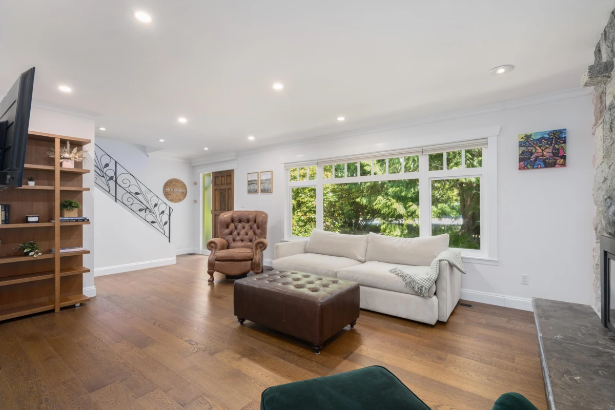 Family Room Photo of 457 W 23rd Street, North Vancouver, BC