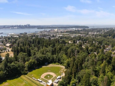 Community Amenities Photo (Clubhouse) of 457 W 23rd Street, North Vancouver, BC