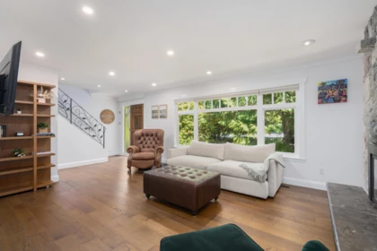 457 W 23rd Street, North Vancouver, BC, North Vancouver — Single Family Residence for sale