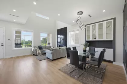 16707 15a Avenue, Surrey, BC, Surrey — Single Family Residence for sale
