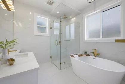 Laundry Room Photo of 16707 15a Avenue, Surrey, BC