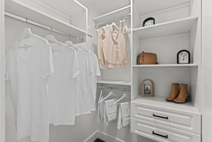 Hallway Photo of 45 6035 141 Street, Surrey, BC