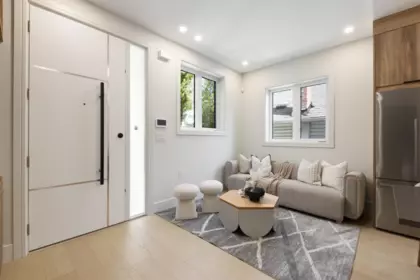 2066 E 1st Avenue, Vancouver, BC, Vancouver — Half Duplex for sale