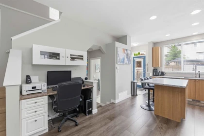 Kitchen Photo of 10288 243 Street, Maple Ridge, BC