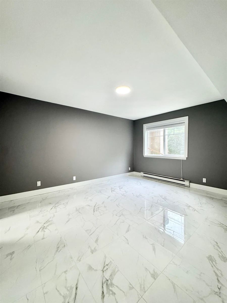 Family Room Photo of 104 9865 140 Street, Surrey, BC