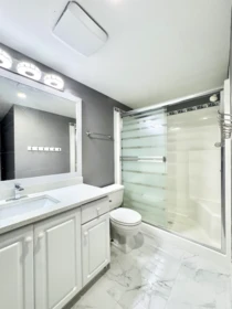 Kitchen Photo of 104 9865 140 Street, Surrey, BC