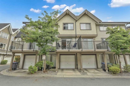 42 15871 85 Avenue, Surrey, BC, Surrey — Townhouse for sale