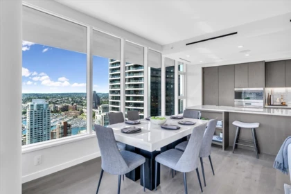 Breakfast Nook Photo of 3103 1335 Howe Street, Vancouver, BC
