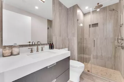 Hallway Photo of 3103 1335 Howe Street, Vancouver, BC