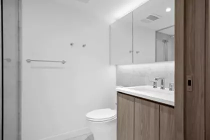 Kitchen Island Photo of 707 3300 Ketcheson Road, Richmond, BC