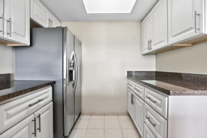 Kitchen Photo of 1802 1190 Pipeline Road, Coquitlam, BC