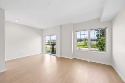 136 19451 Sutton Avenue, Pitt Meadows, BC, Pitt Meadows — Townhouse for sale