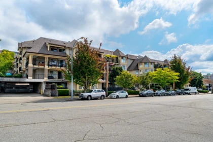 Community Amenities Photo (Clubhouse) of 506 215 Twelfth Street, New Westminster, BC