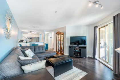 Office / Den Photo of 506 215 Twelfth Street, New Westminster, BC