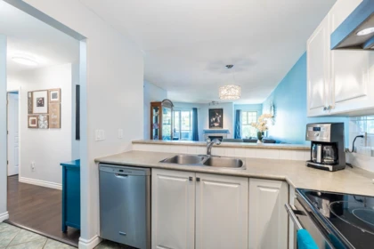 Pantry Photo of 506 215 Twelfth Street, New Westminster, BC