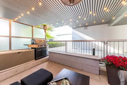 Outdoor Patio Photo of 121 W Georgia Street, Vancouver, BC