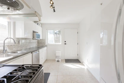 3529 Gladstone Street, Vancouver, BC, Vancouver — Single Family Residence for sale